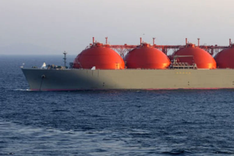 LNG Tanker